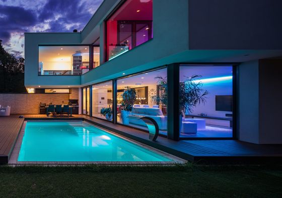 33ft RGBIC 5050 Flexible LED Strip Light 16 Million Colors